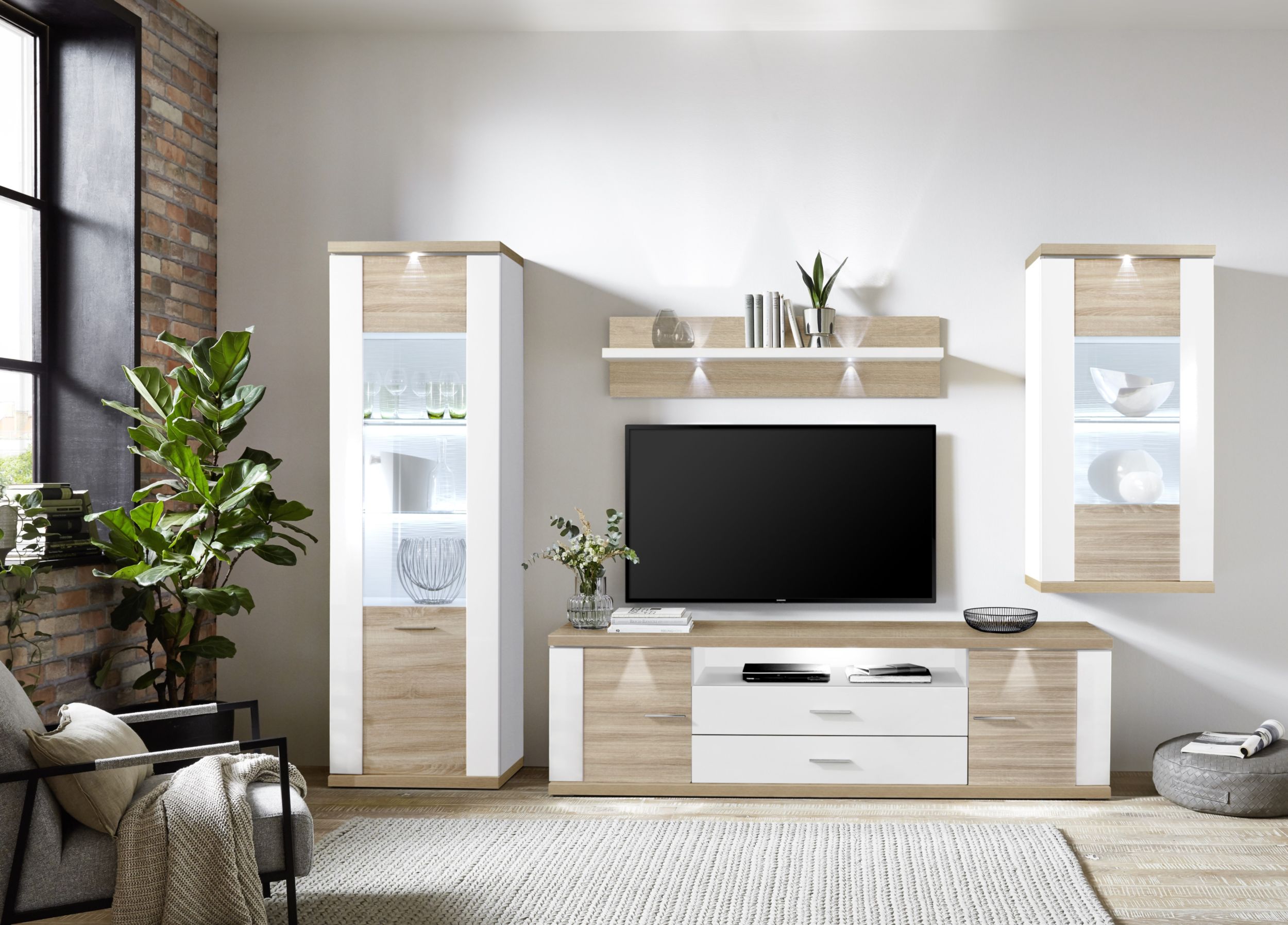 Wohnkombinaton image number 1