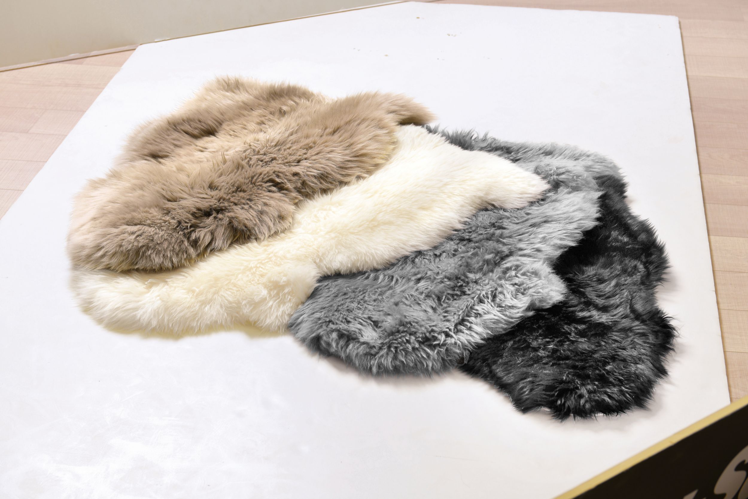 Handelsagentur Kirchfeld Schaffell image number 2