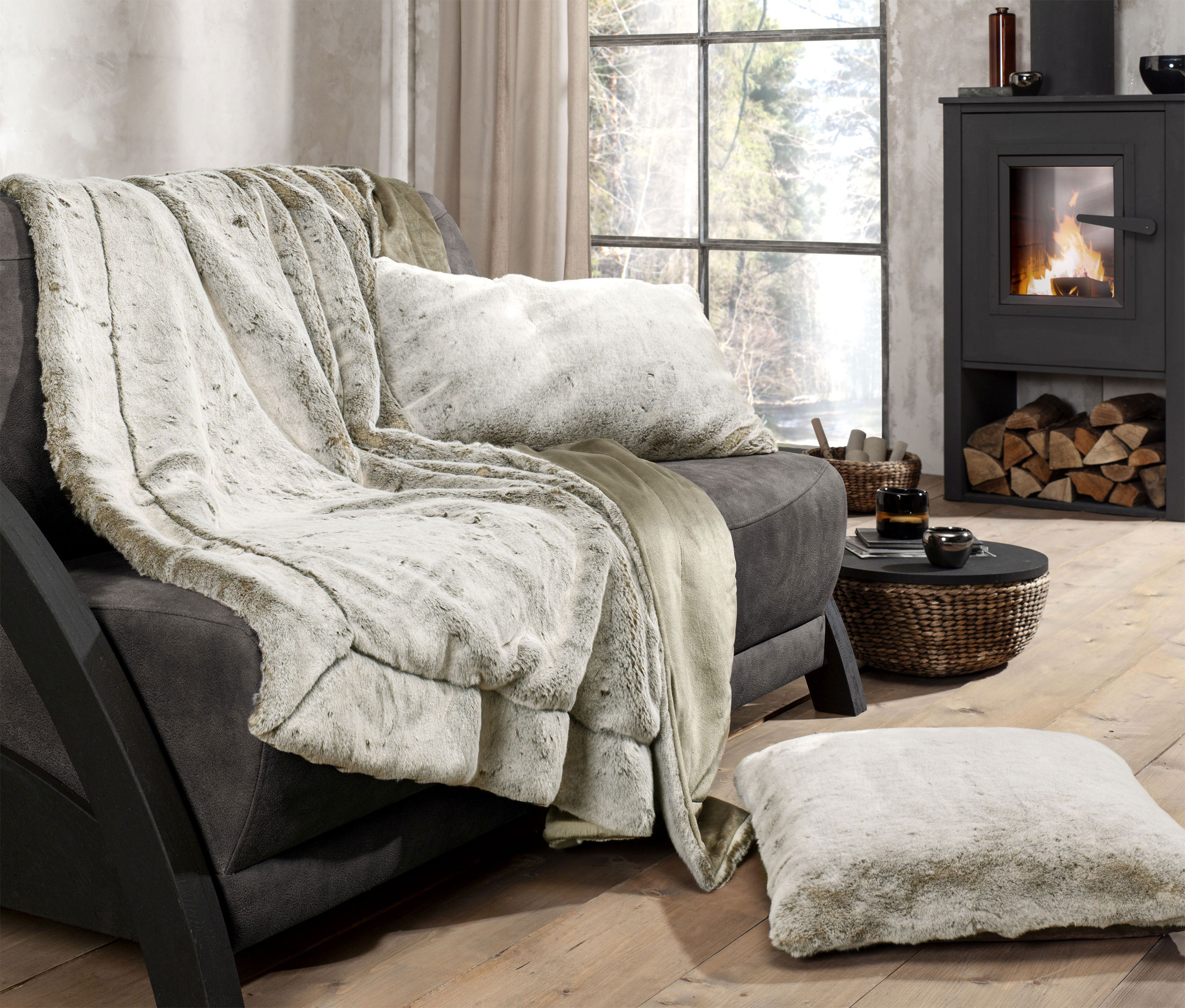 MONDO Fellimitatdecke image number 3