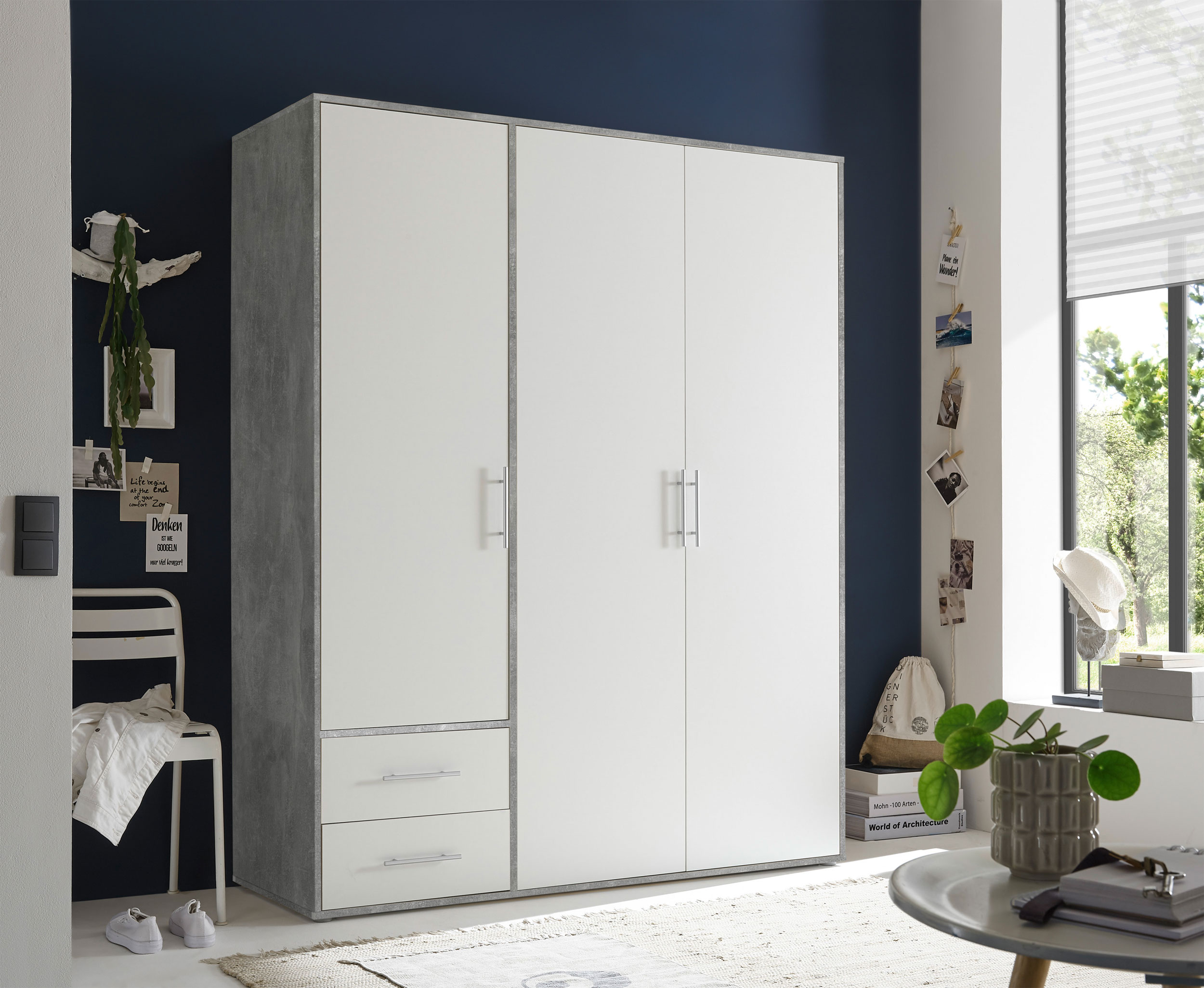 Drehtürenschrank image number 4