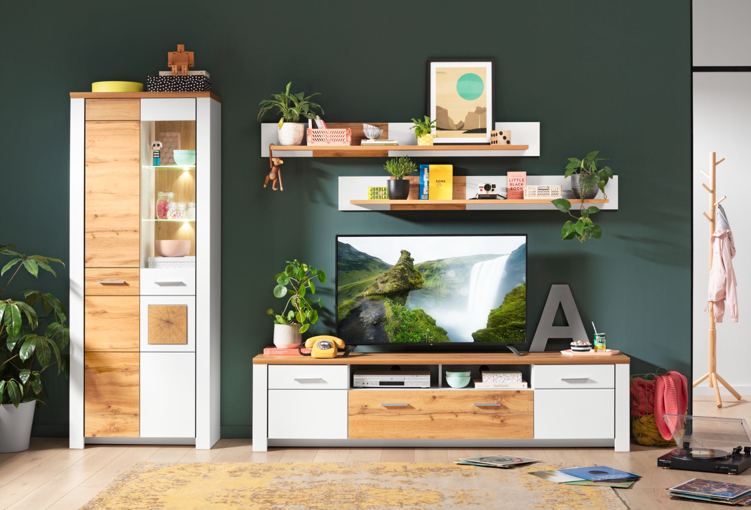 LIV'IN Vitrine image number 2