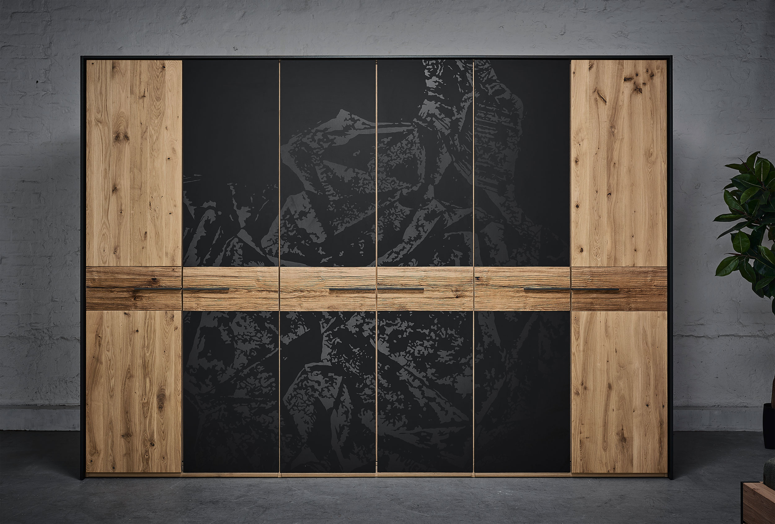 Kleiderschrank image number 2