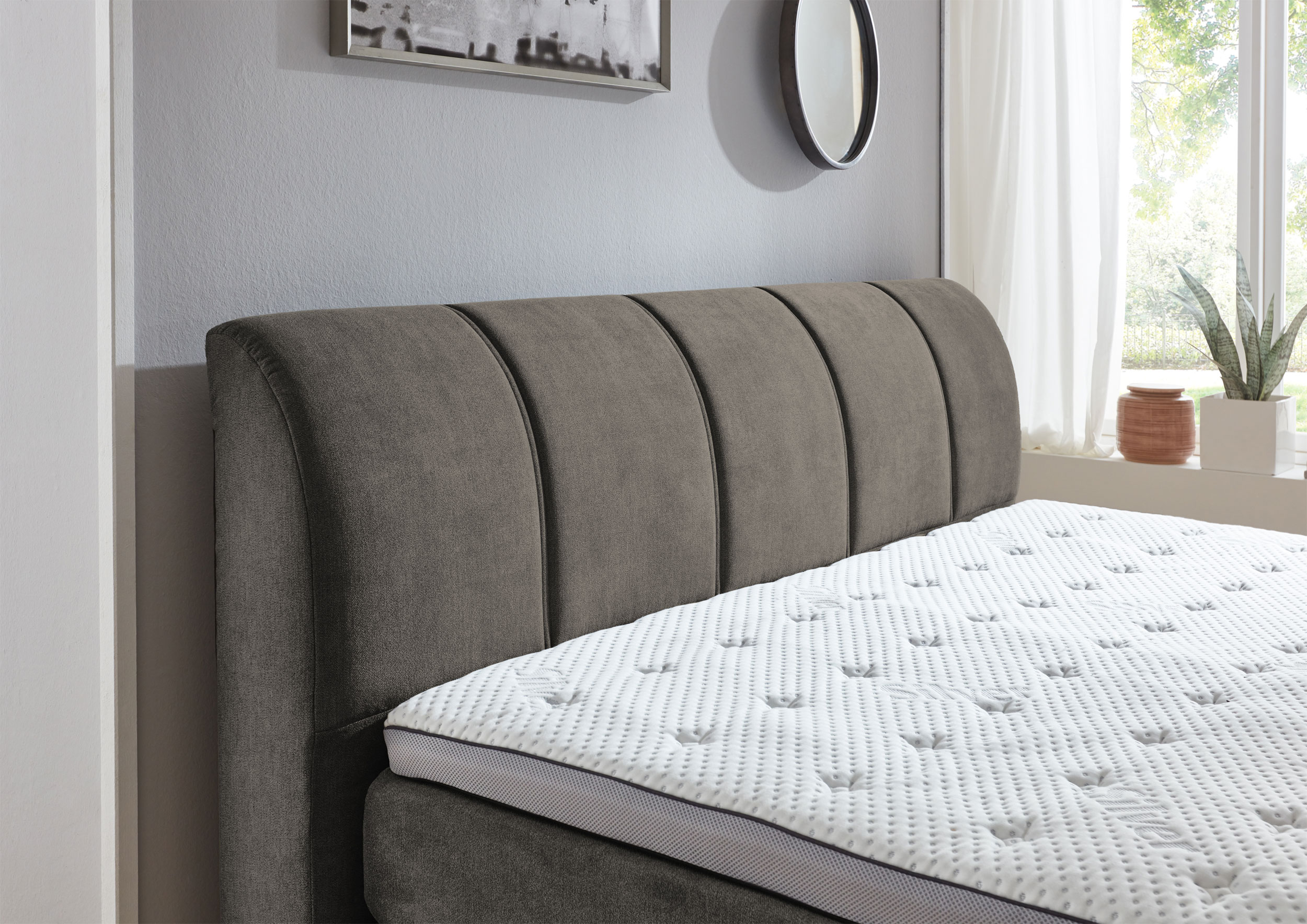 Boxspringbett image number 2