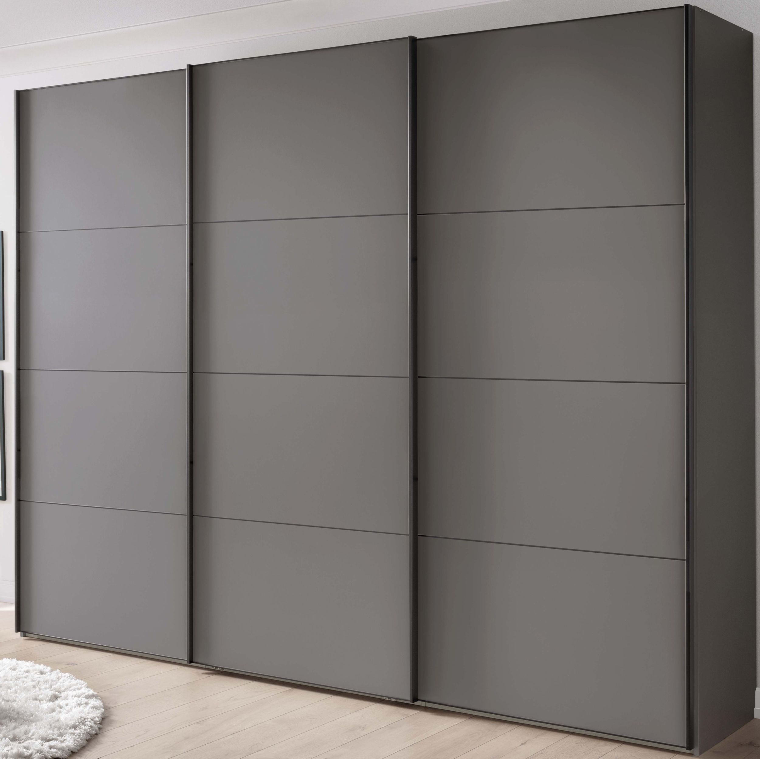 Schwebet&uuml;renschrank image number 1